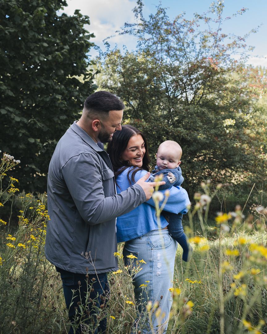 family Northampton photographer, outdoors, indoors, natural, relaxed, baby, newborn, Northamptonshire, uk wide, Northamptonshire, maternity
