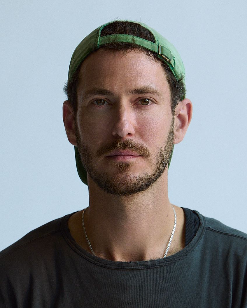Headshot Photograpger Willy Cuylits - Photography studio based in Camden, London.
