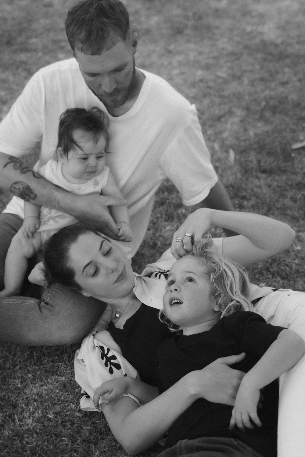 Family photography session in Toowoomba Qld.
natural lifestyle family photography outdoors
documentary family moment mother and children