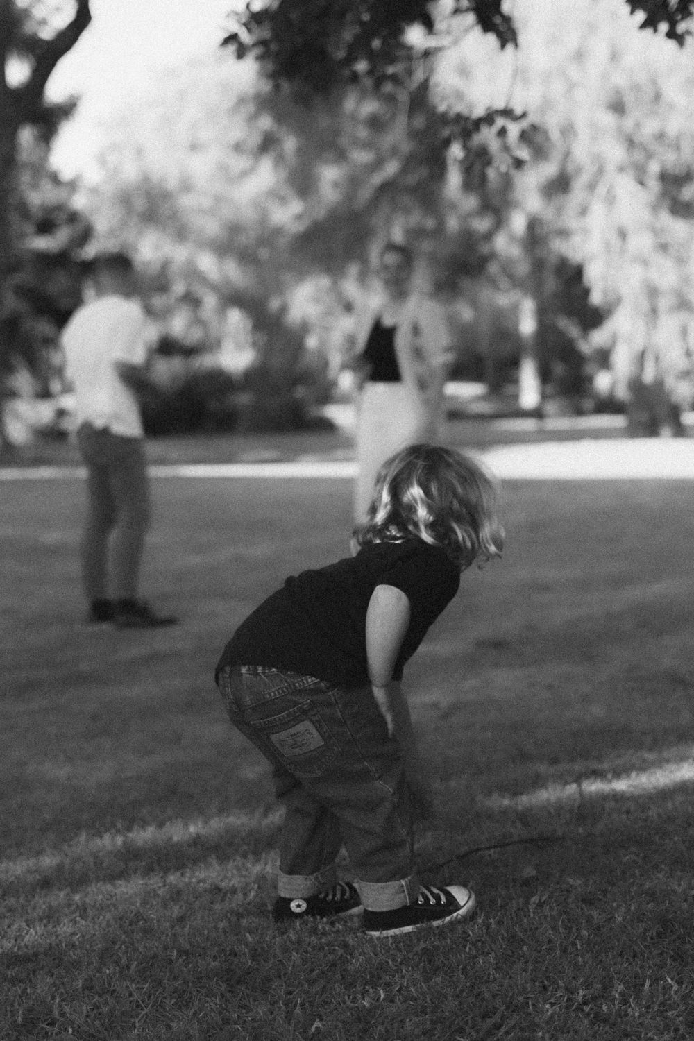 Family photography session in Toowoomba Qld.
natural lifestyle family photography outdoors
documentary family moment mother and children