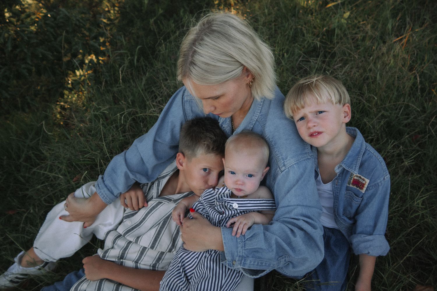emotional motherhood photography in Toowoomba
mother holding baby natural lifestyle portrait
documentary motherhood photography outdoors