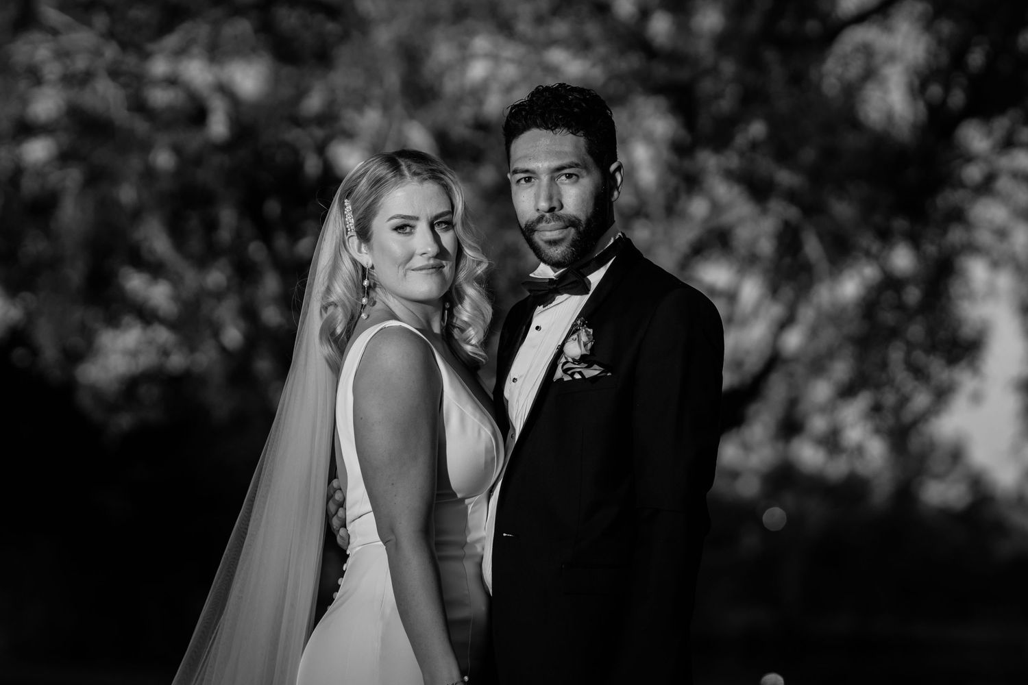 Classic black and white formal wedding portrait outdoor. Surfers Paradise Golf Club wedding.