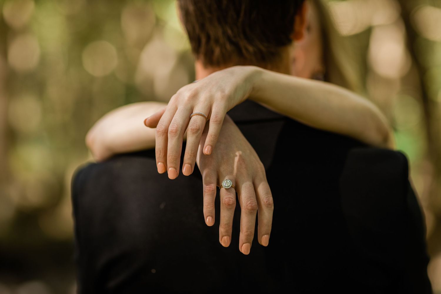 Close-up detail of hands during an outdoor wedding photoshoot.Gold Coast beach wedding photography