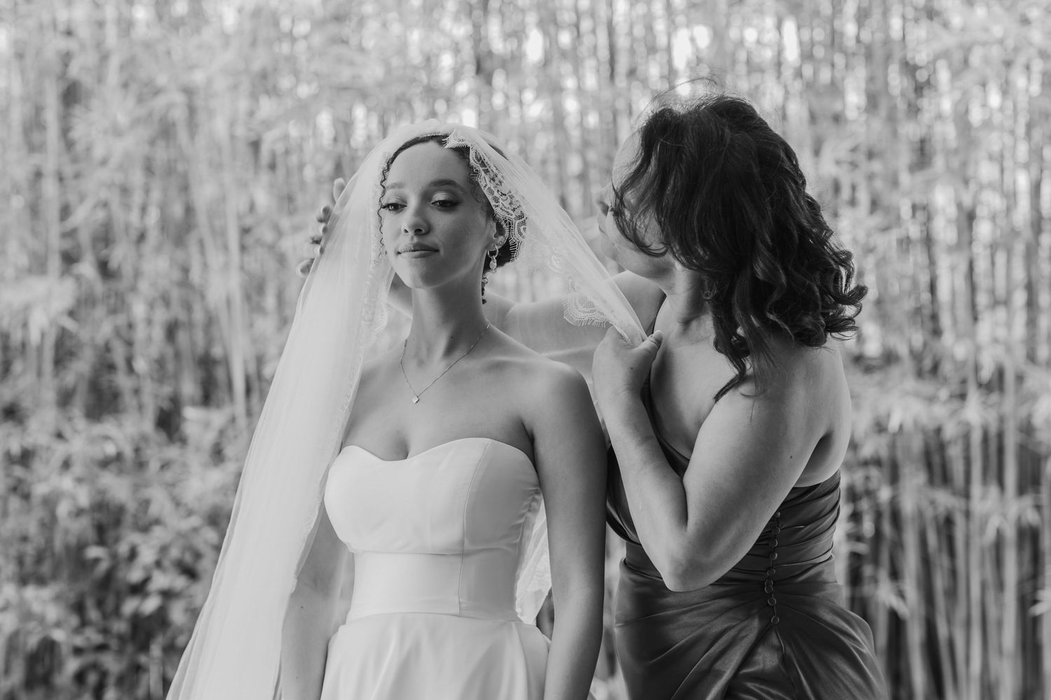 Black and white candid moments of wedding day preparations.Gold Coast hinterland wedding photographer