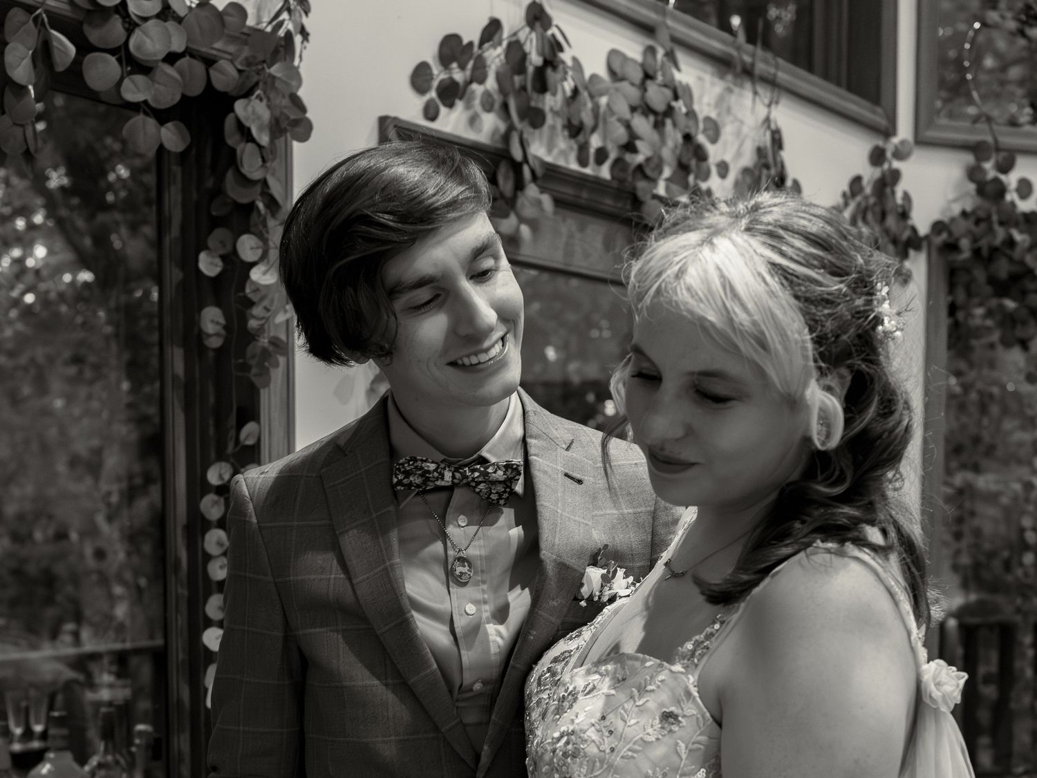 Black and white romantic wedding portraits with vintage styling.