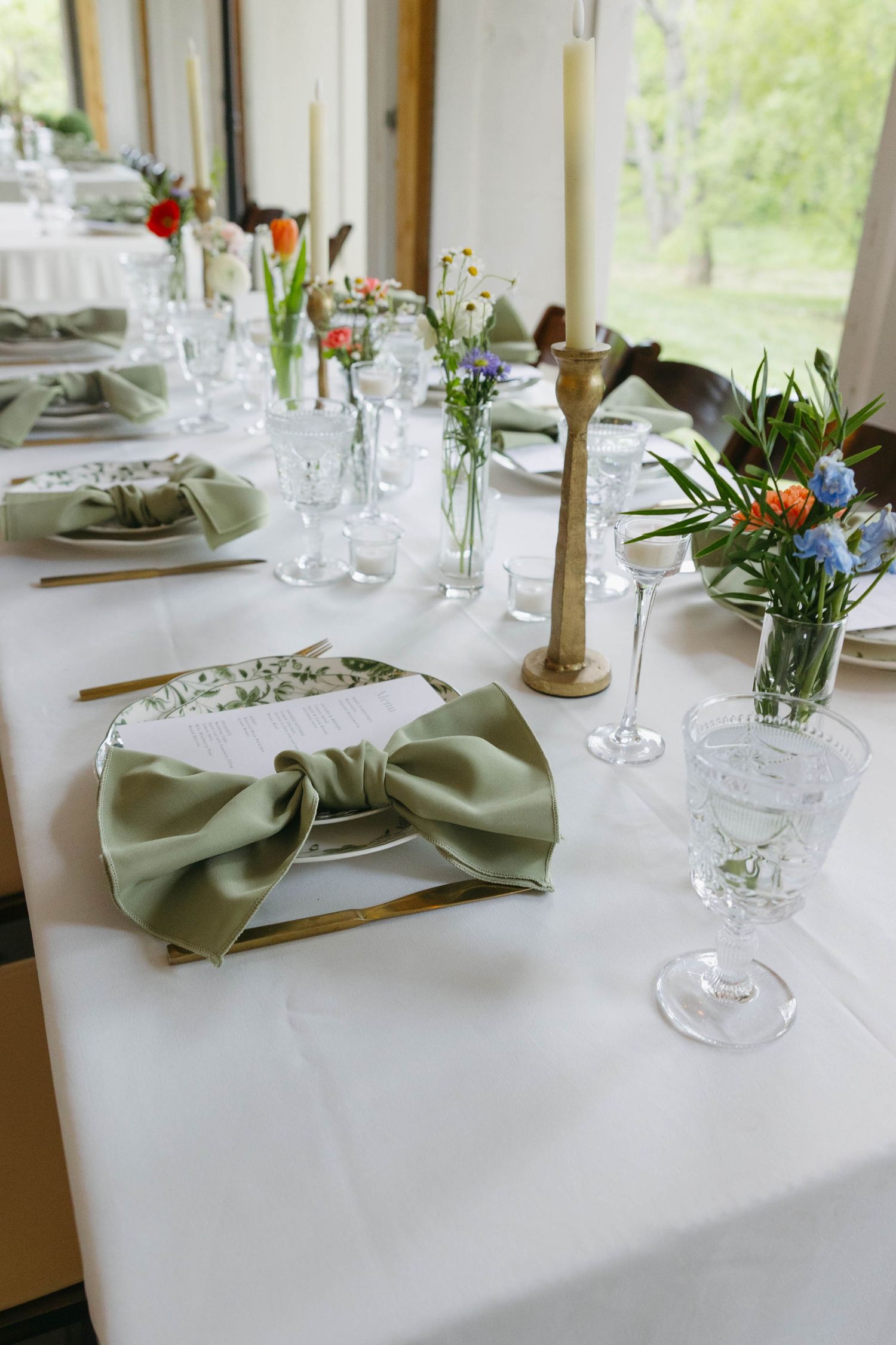 Birmingham Alabama Photographer capturing details of the reception space, at Iris Woods Venue in Nashville, Tennessee
