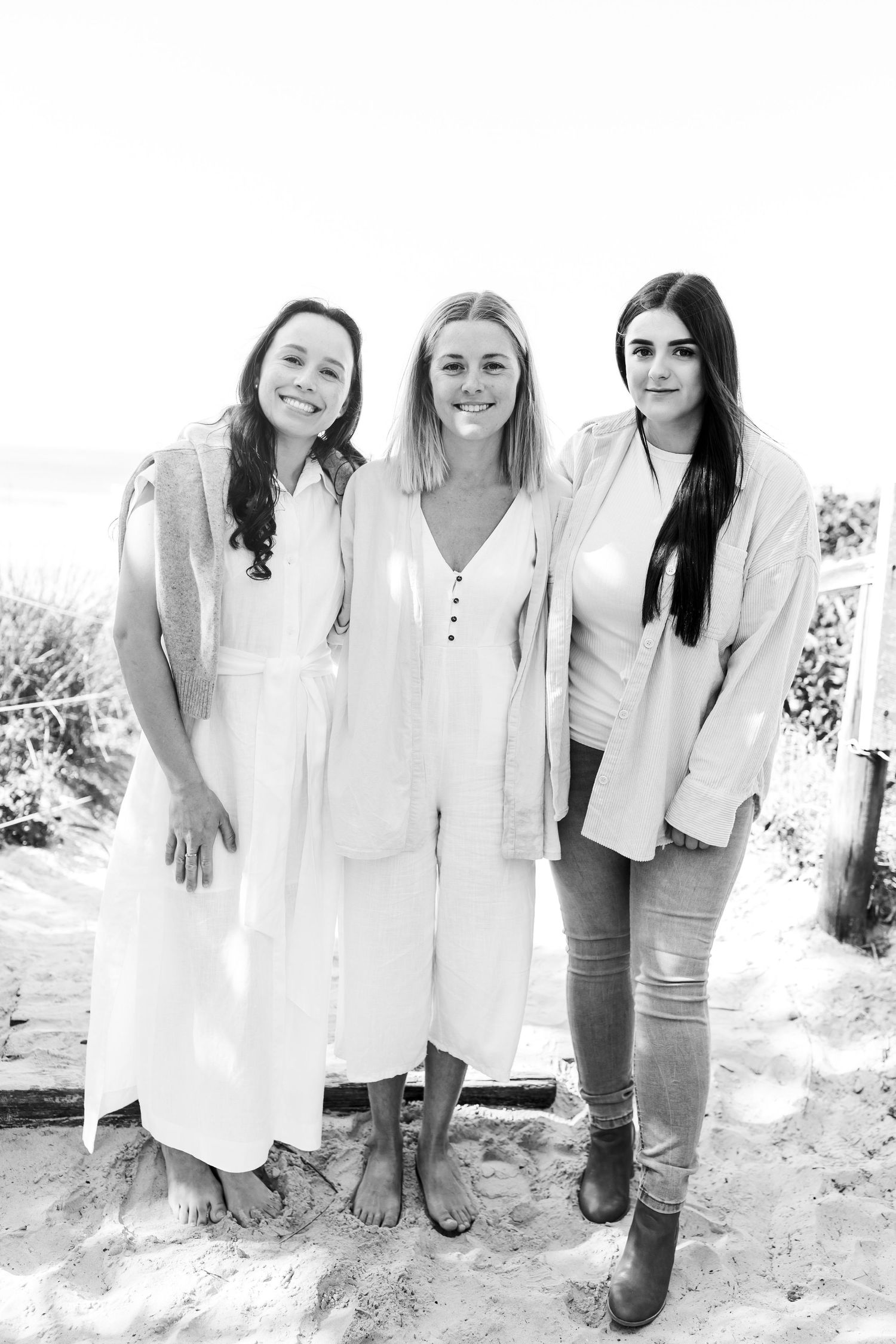 Heartfelt moments with extended family captured in a candid lifestyle shoot.