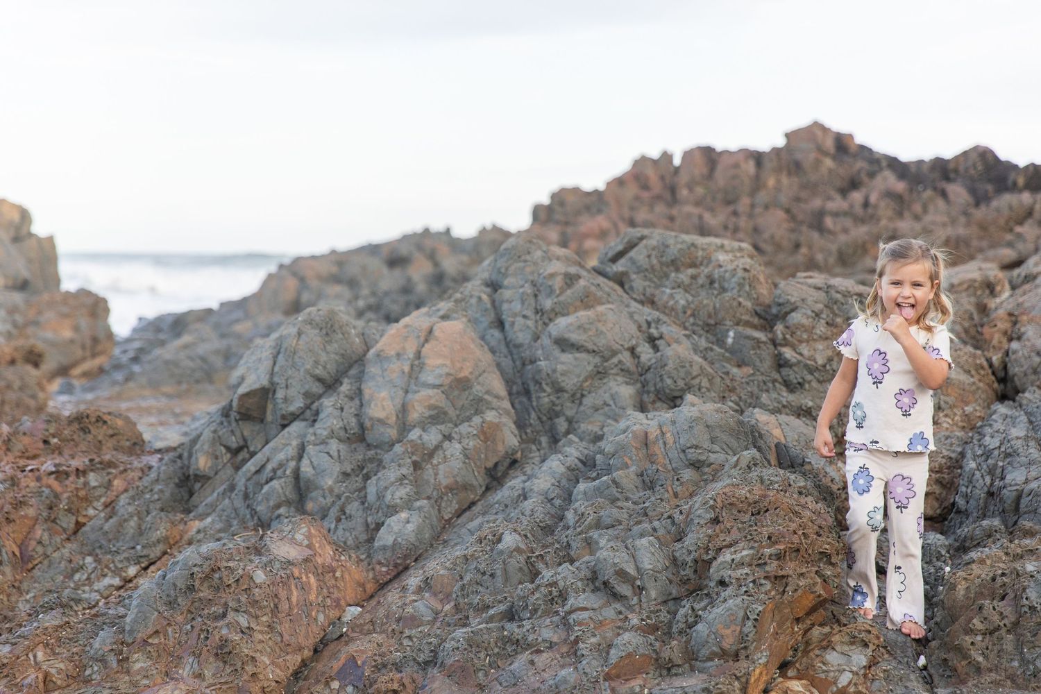 Candid family portrait at the beach – Coffs Coast photographer