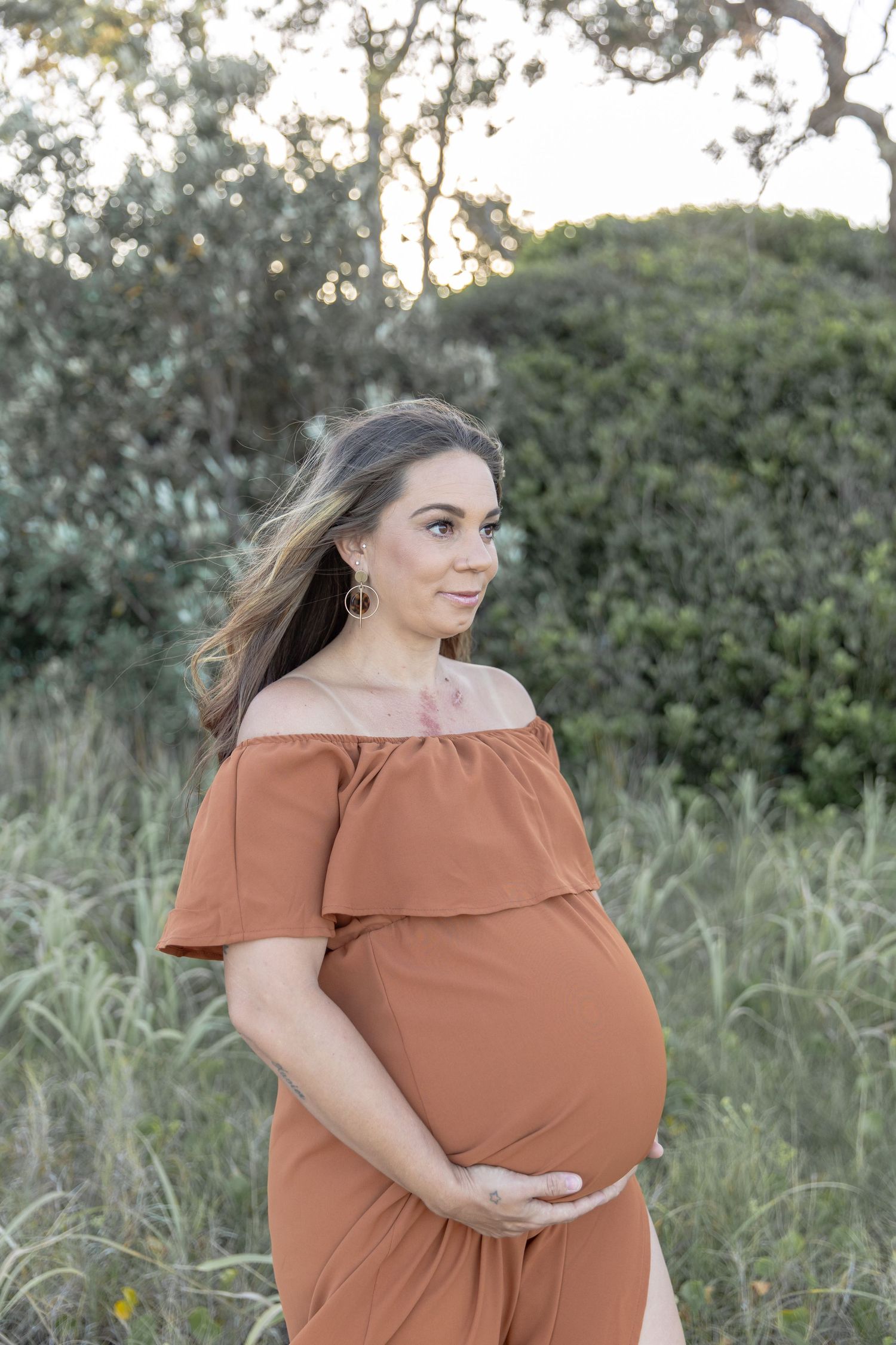 Candid maternity portrait at the beach – Coffs Coast photographer