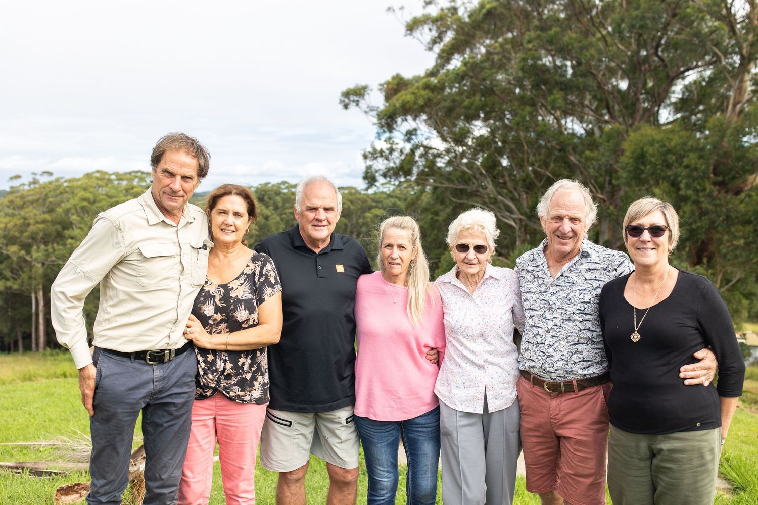 Heartfelt moments with extended family captured in a candid lifestyle shoot.
