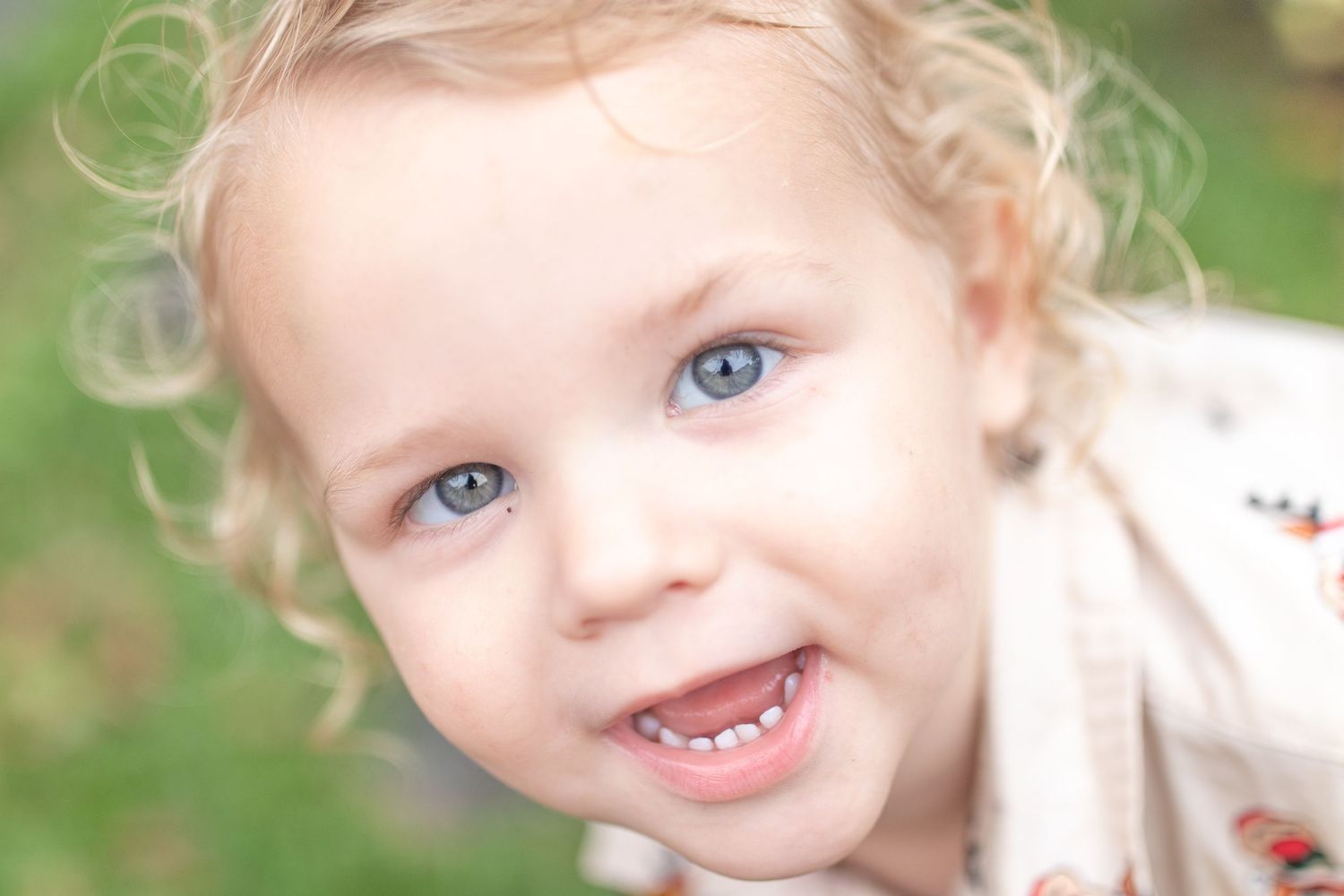 Candid preschool moment with children playing outdoors on the Coffs Coast