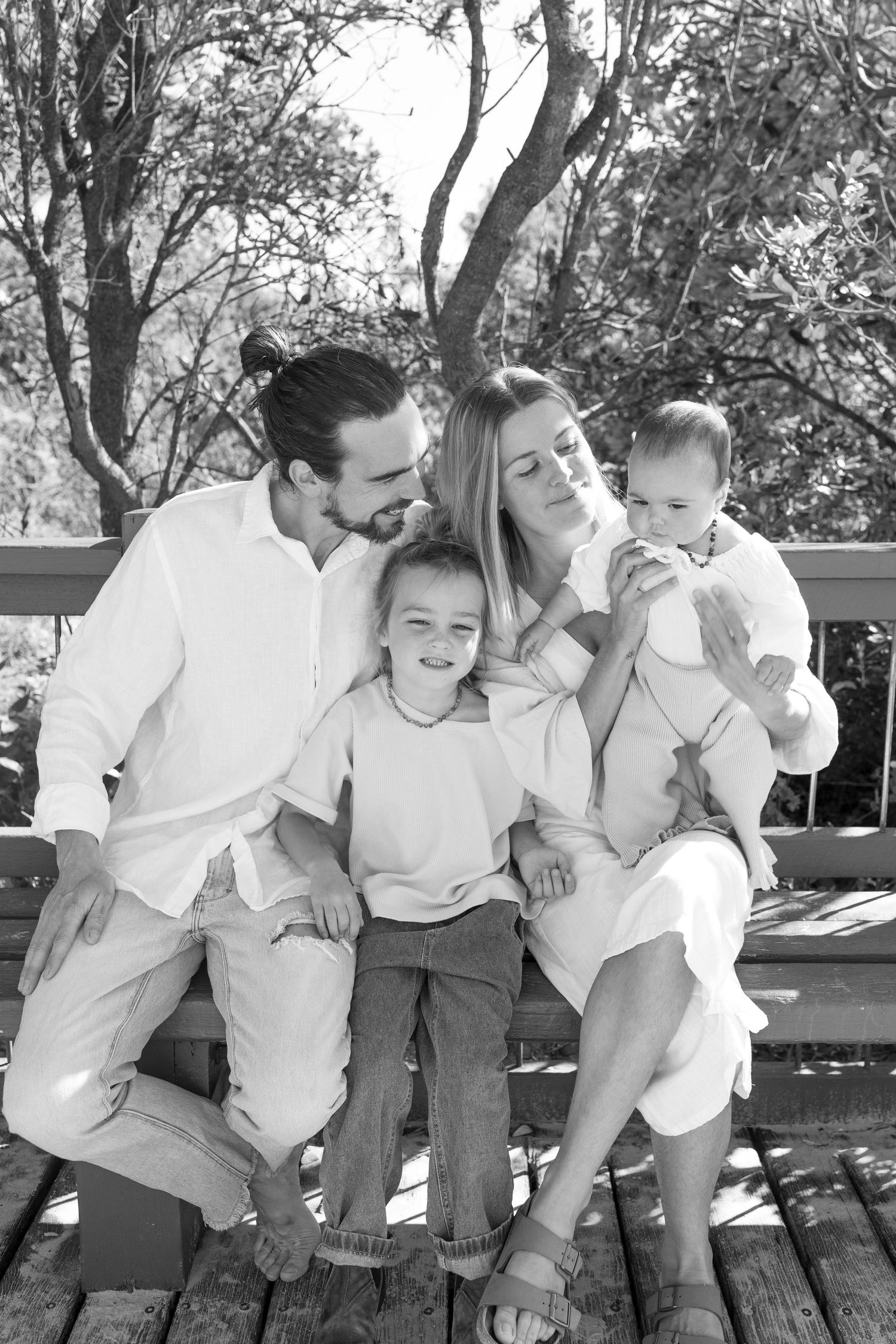 Heartfelt moments with extended family captured in a candid lifestyle shoot.