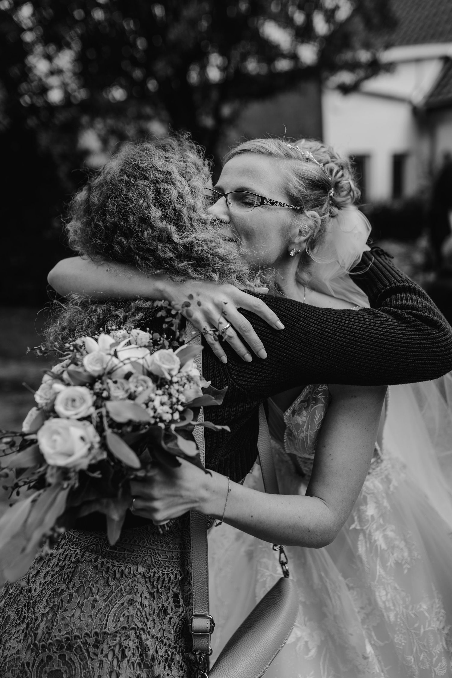Hochzeit, Hochzeitsfotografie, Wedel, Hamburg, Glücksmomente Kerstin Jochens, Sonnenuntergang, Brautpaar, Gäste, emotional, authentisch