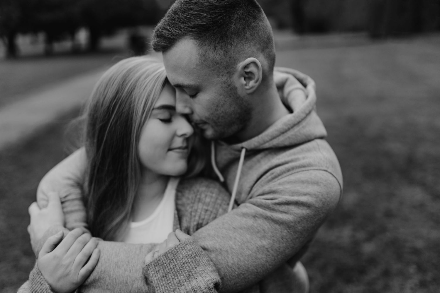 Fotoshooting in Mecklenburg-Vorpommern, Paarshooting, Paarbilder, emotional,Glücksmomente Kerstin Jochens, authentisch, Hochzeit, Verlobung