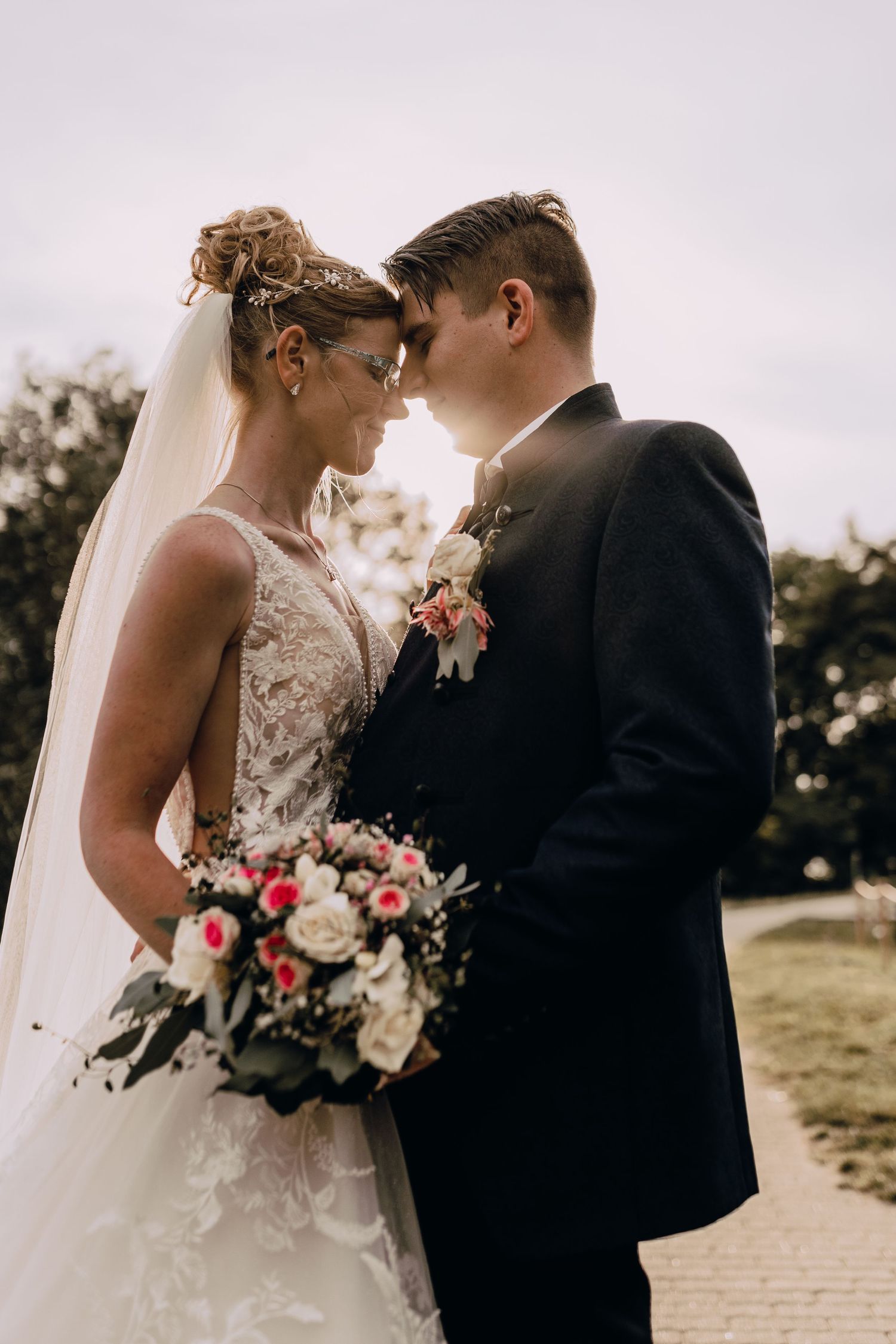 Hochzeit, Hochzeitsfotografie, Wedel, Hamburg, Glücksmomente Kerstin Jochens, Sonnenuntergang, Brautpaar, Sunset, emotional, authentisch