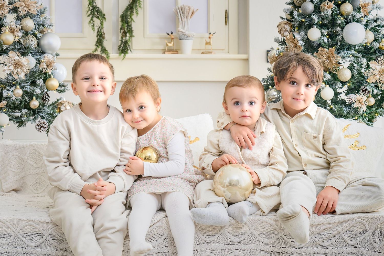 servizio fotografico di Natale per famiglie varese, gavirate, italia, svizzera studio