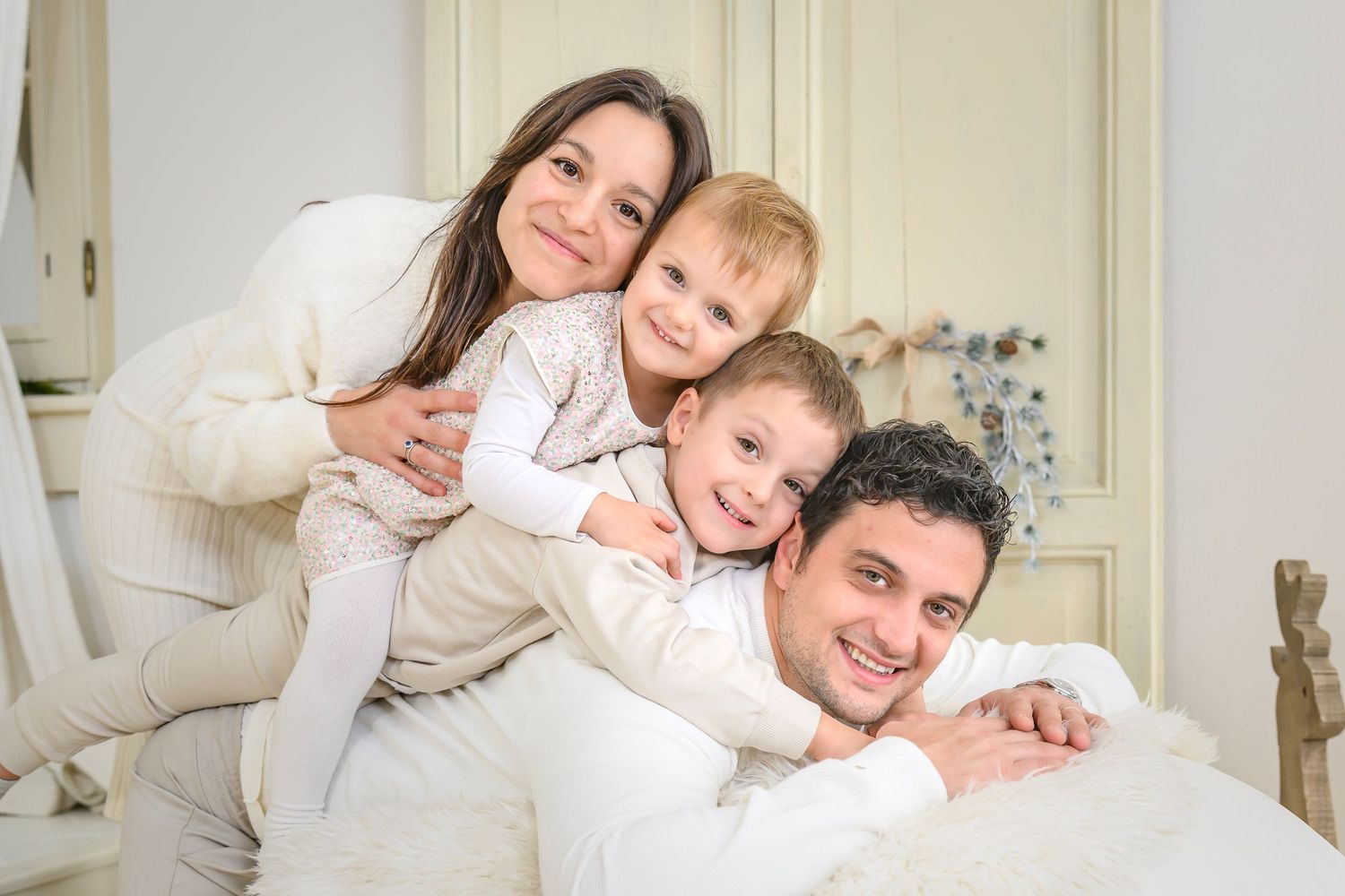 aservizio fotografico di Natale per famiglie varese, gavirate, italia, svizzera studio