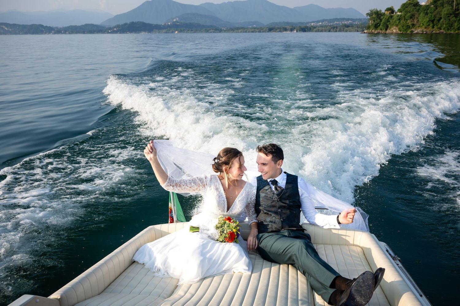 matrimonio sul lago maggiore barca