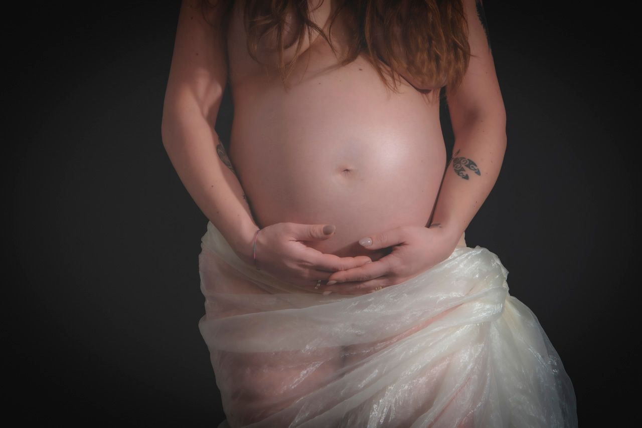 servizio fotografico maternità maternity mamma Varese gavirate milano Italia
