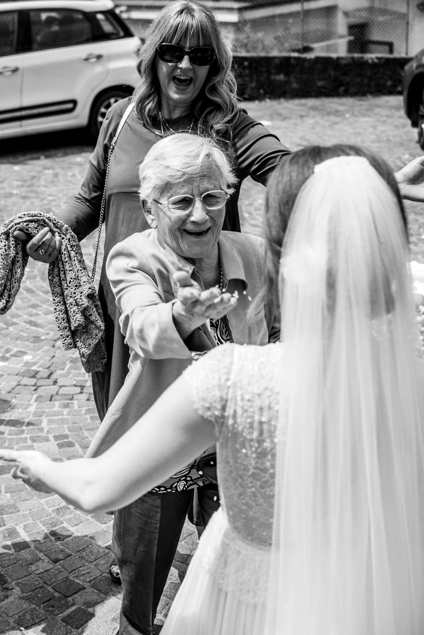 lancio del riso reportage