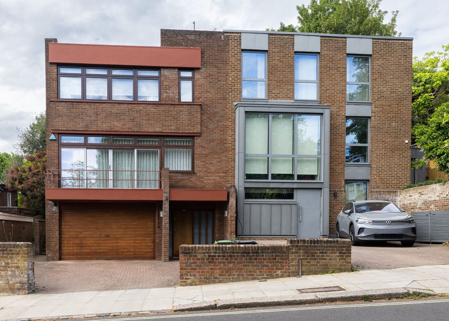 Contemporary brick and glass house in Hampstead, London