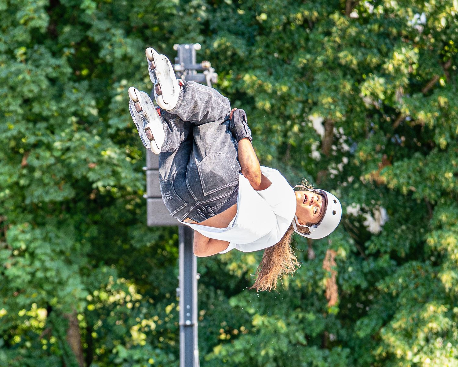 Patineuse roller Freestyle lors du FASU des finales du championnat de France à Gap Hautes-Alpes, photographiée par Yannick Eyraud