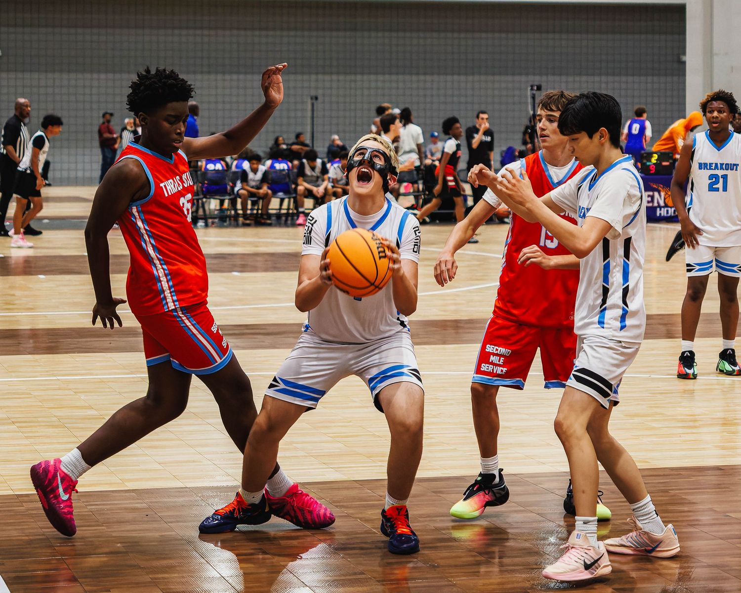 Basketball offensive rebound