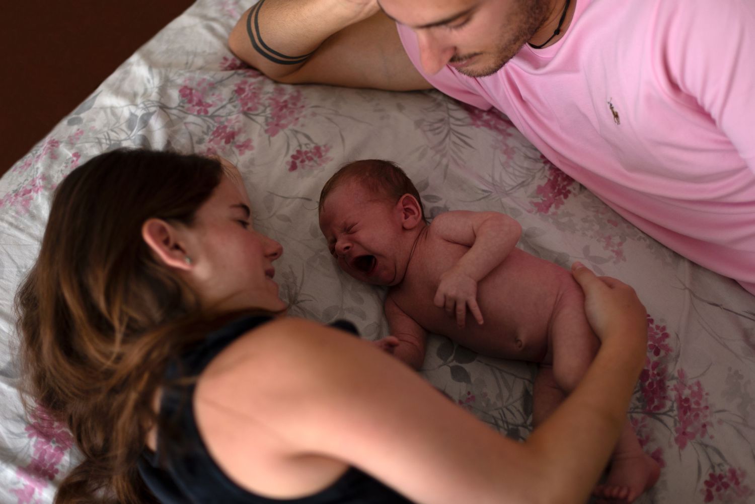 Family in bed