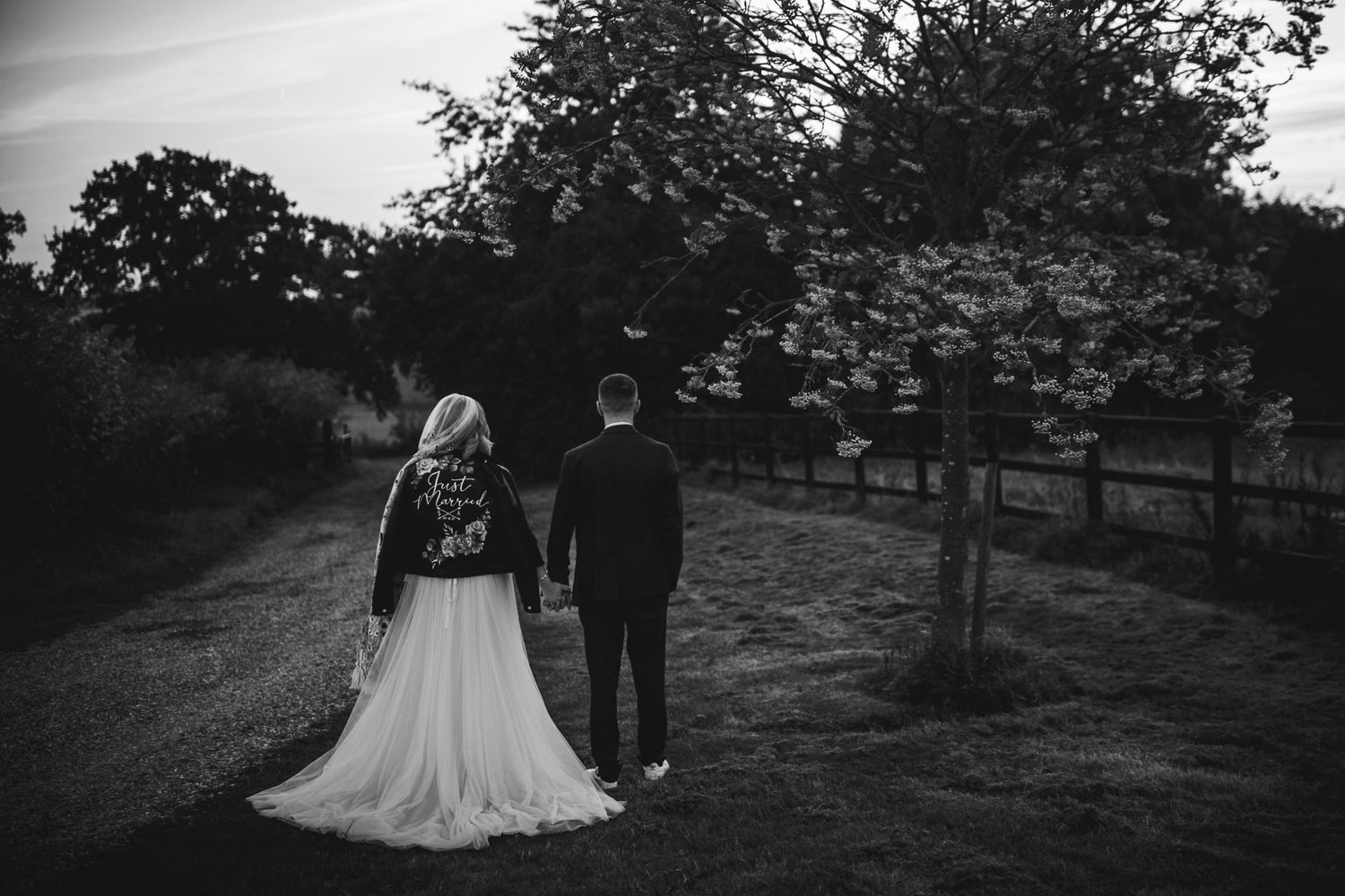 Lodge Farm Wedding, King's Walden, Hitchin.
