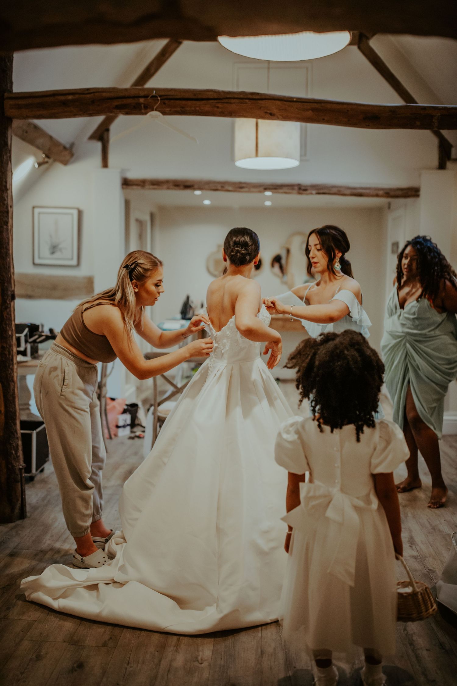 Lapstone Barn Wedding, Chipping Campden.