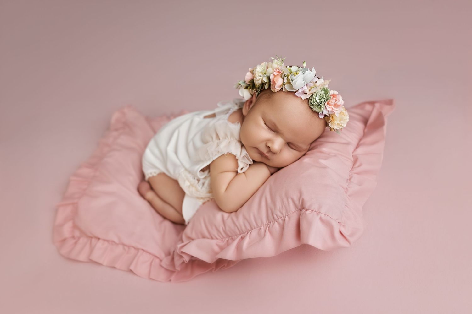 beebipildistamine, beebipildid, beebide pildistamine. Newborn pildistamine, newborn fotosessioon. beebifotogaaf Tallinnas Evelin Talvar