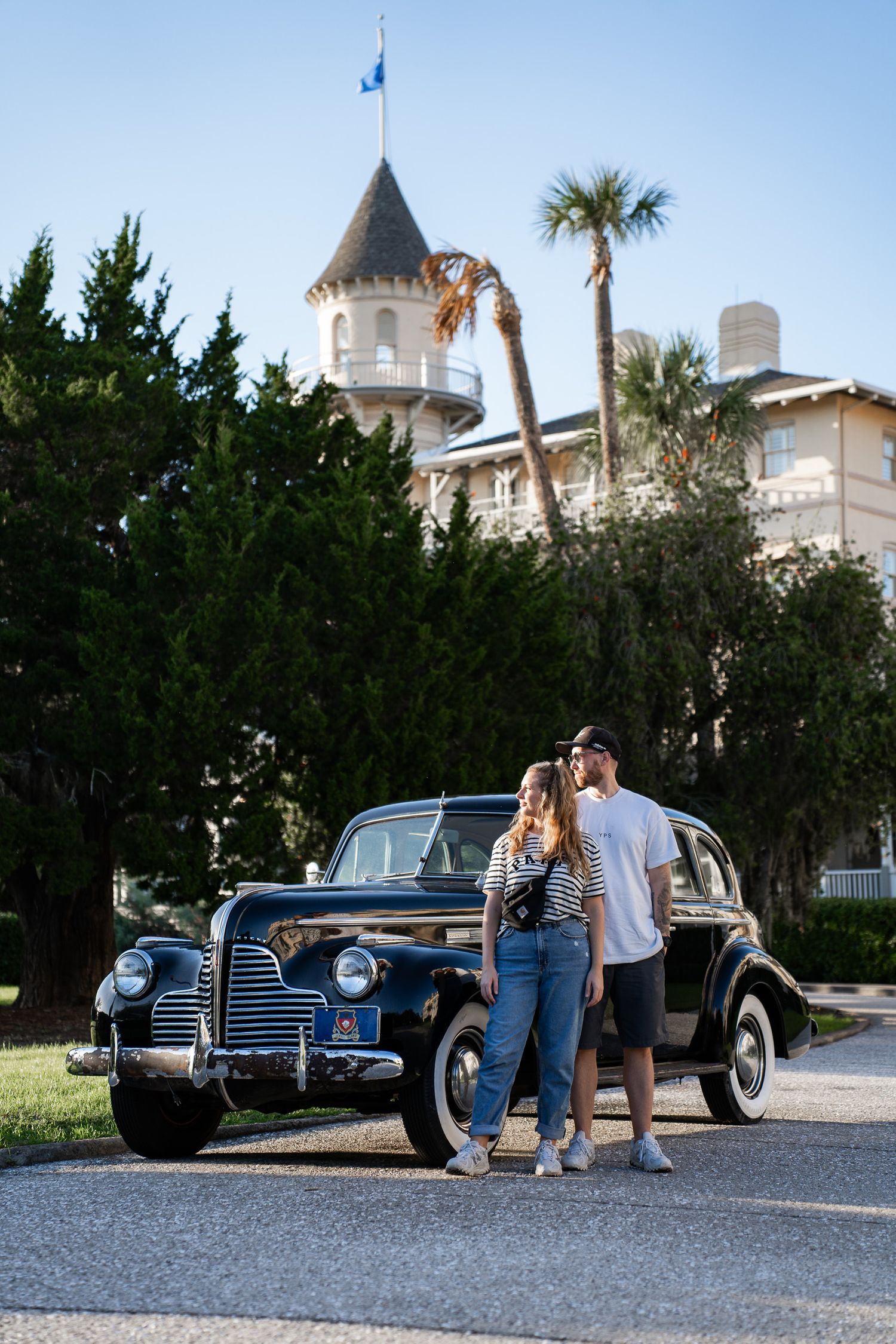 Couples lifestyle photography in Hilton Head Island with vintage car scenery captured during a coastal session by GoodnRich Photography