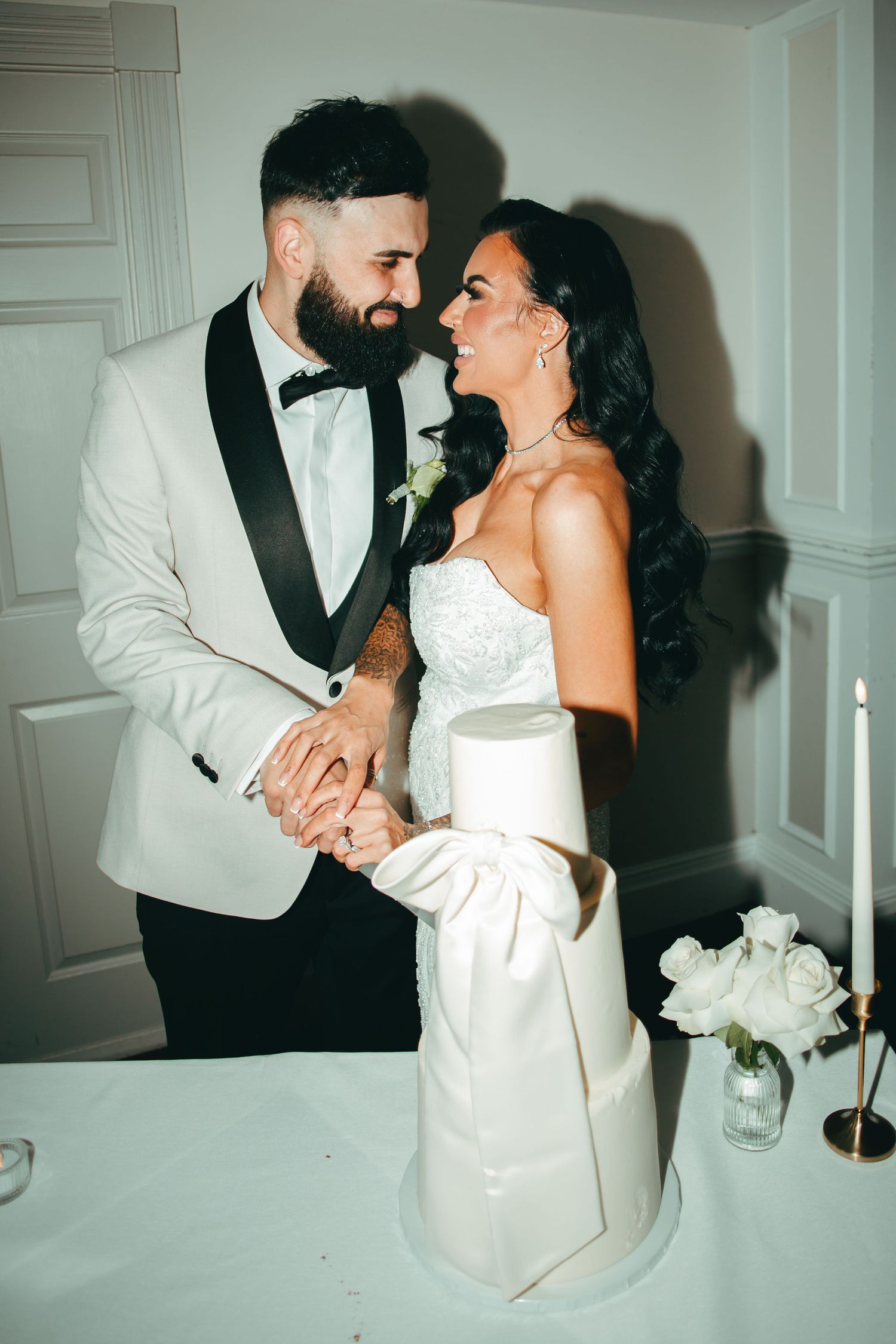A Straight flash style cake cutting with the bride and groom at Avisford Park Hotel.