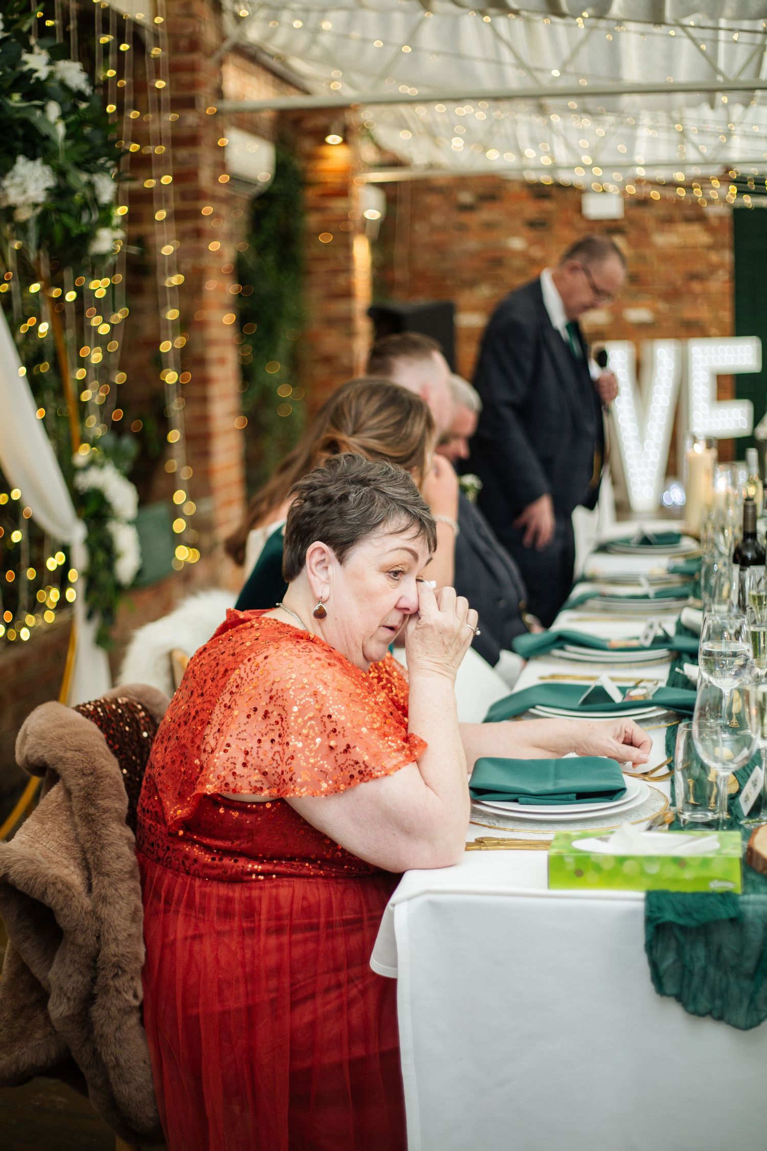 Capturing the emotions of the wedding speech at Northbrook Park