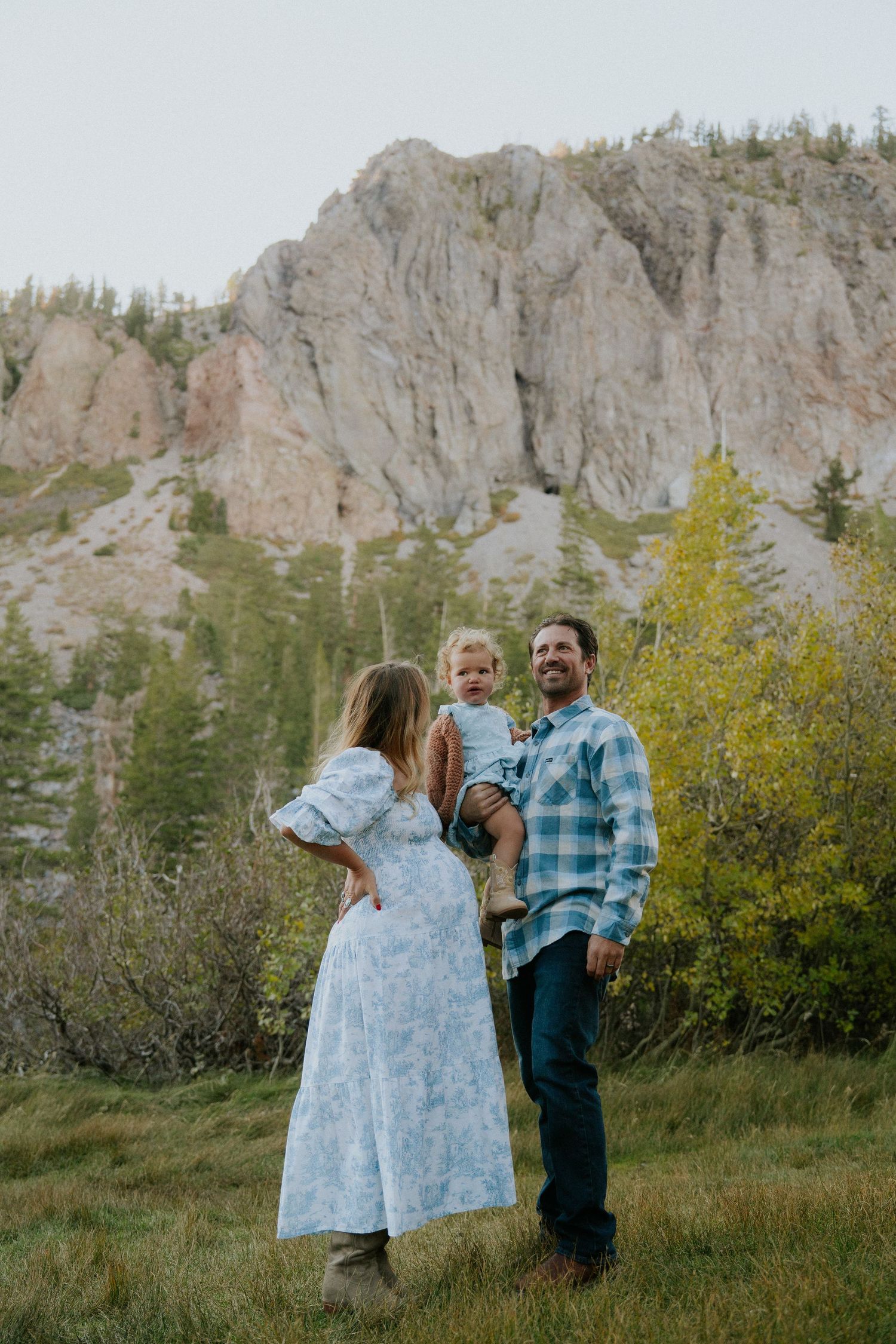 Family Photographer in Mammoth Lakes near Twin Lakes.