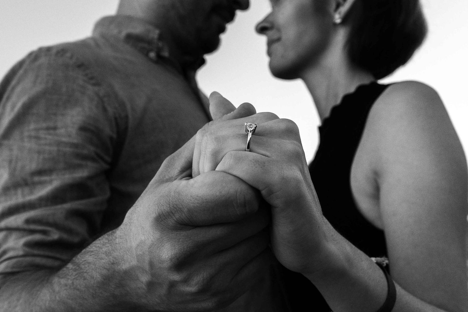 Romantic proposal photography in tropical destination