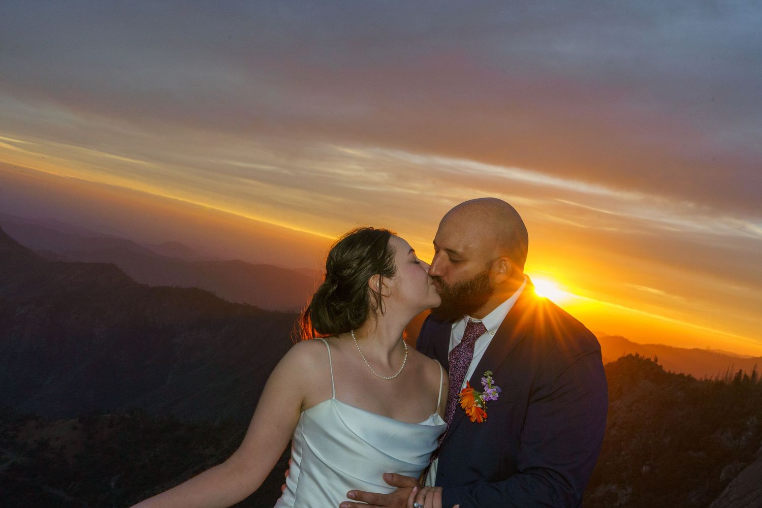 Sequoia Moro Rock Elopement, Sequoia Elopement, Séquoia Summer Elopement