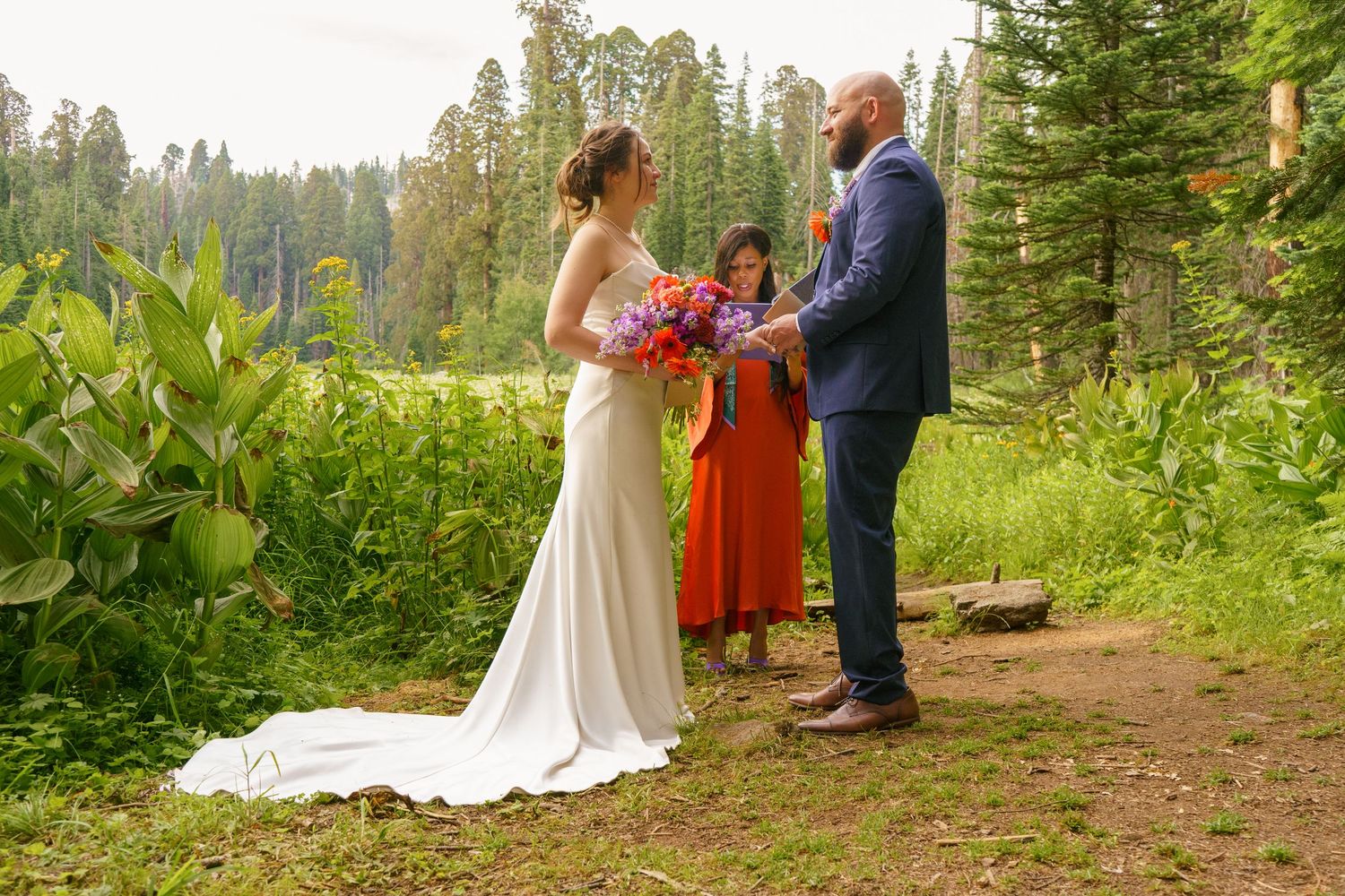 Cresent Meadow Elopement, Sequoia Moro Rock Elopement, Sequoia Elopement, Séquoia Summer Elopement