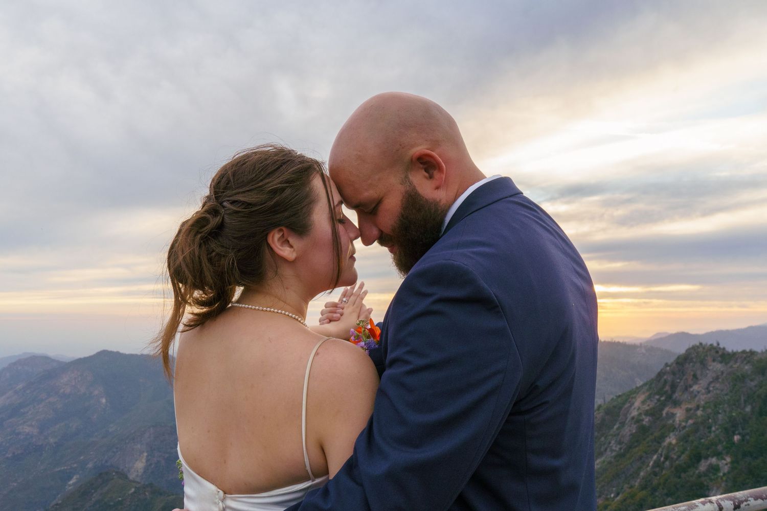 Sequoia Moro Rock Elopement, Sequoia Elopement, Séquoia Summer Elopement