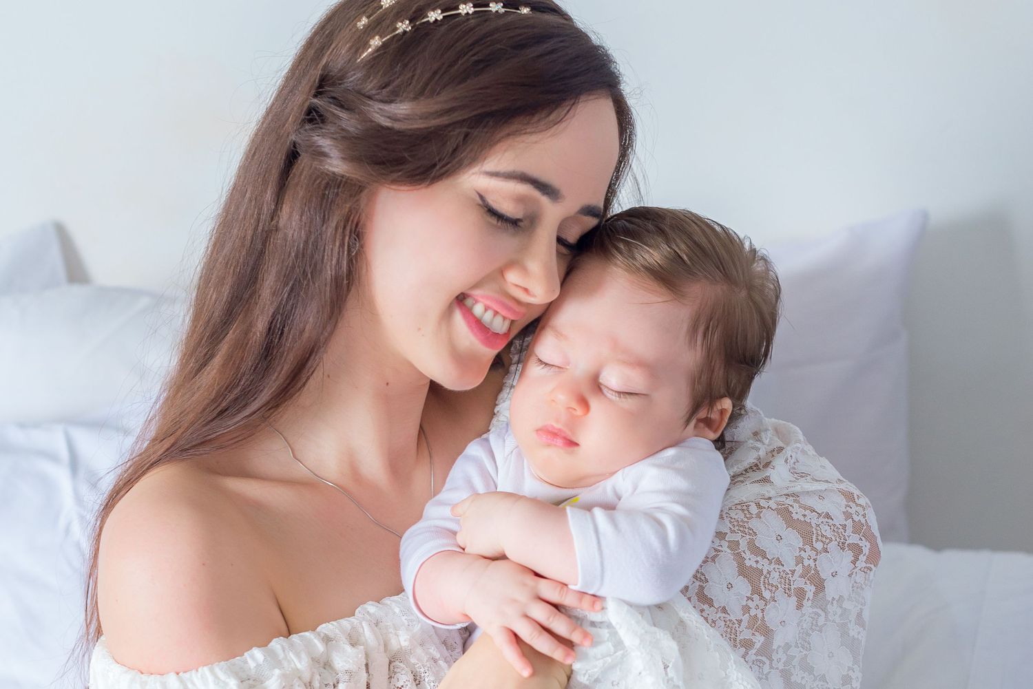Intimate and affordable maternity photo session Victoria