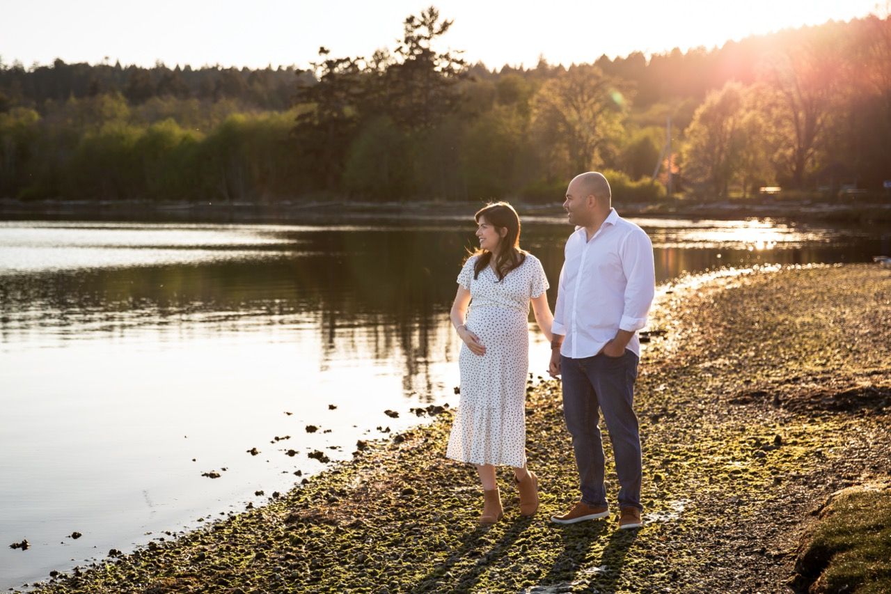 Couples maternity photography in Victoria BC