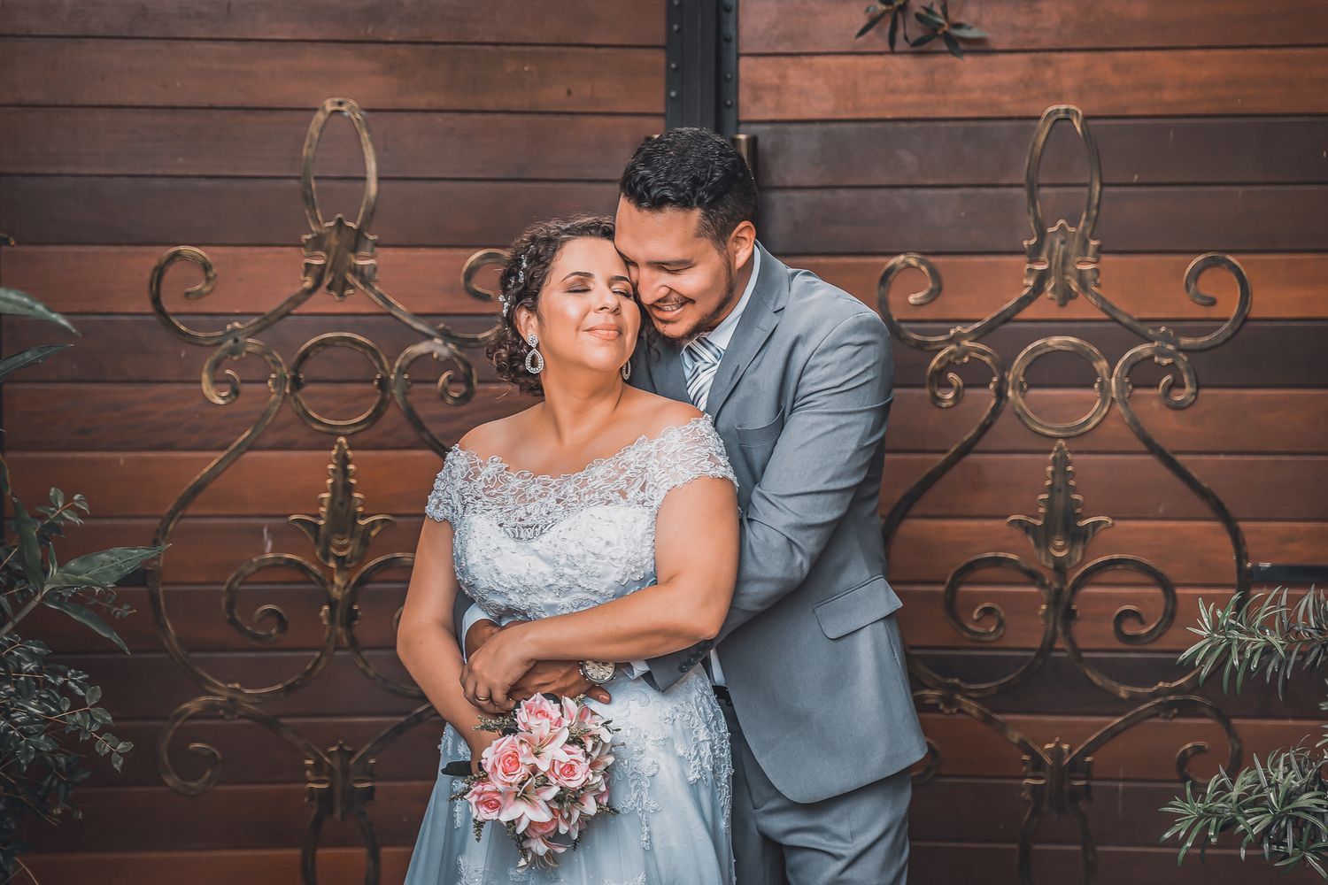 Intimate wedding photo in Victoria BC
