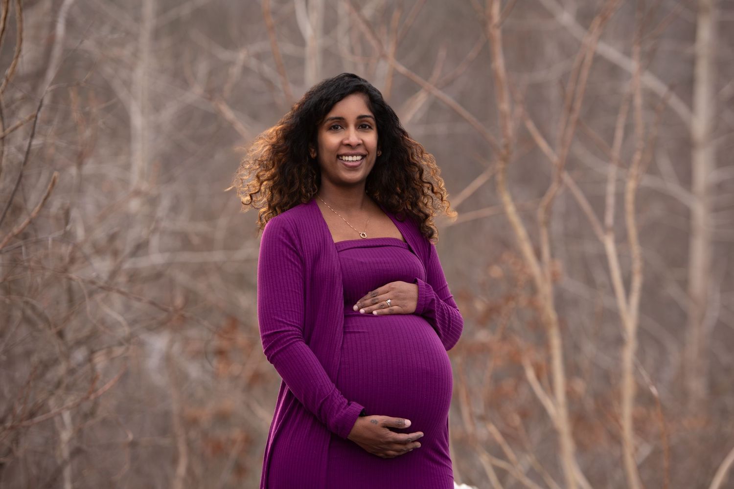 Outdoor maternity portraits with Leah Ramuglia Photography in Braintree, MA during the South Shore winter.