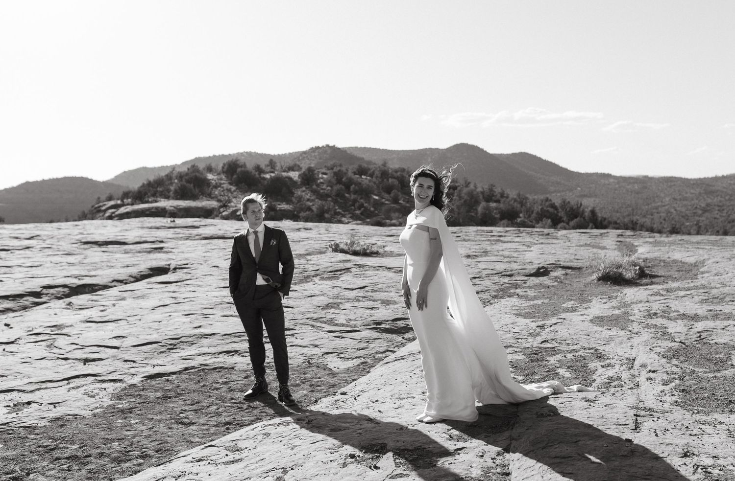 Sedona Golf resort wedding photos, Sedona Wedding photographer, wedding photographer in Sedona Arizona, outdoor portraits in Sedona bride