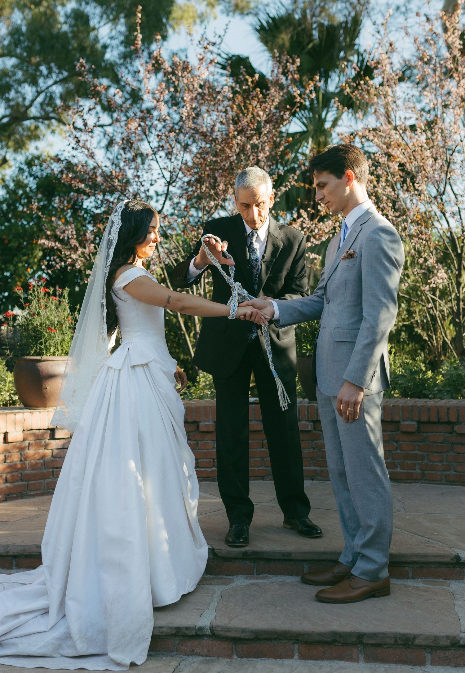 Wedding and elopement photographer
Documentary wedding photography
Timeless wedding photography
Romantic wedding photographer