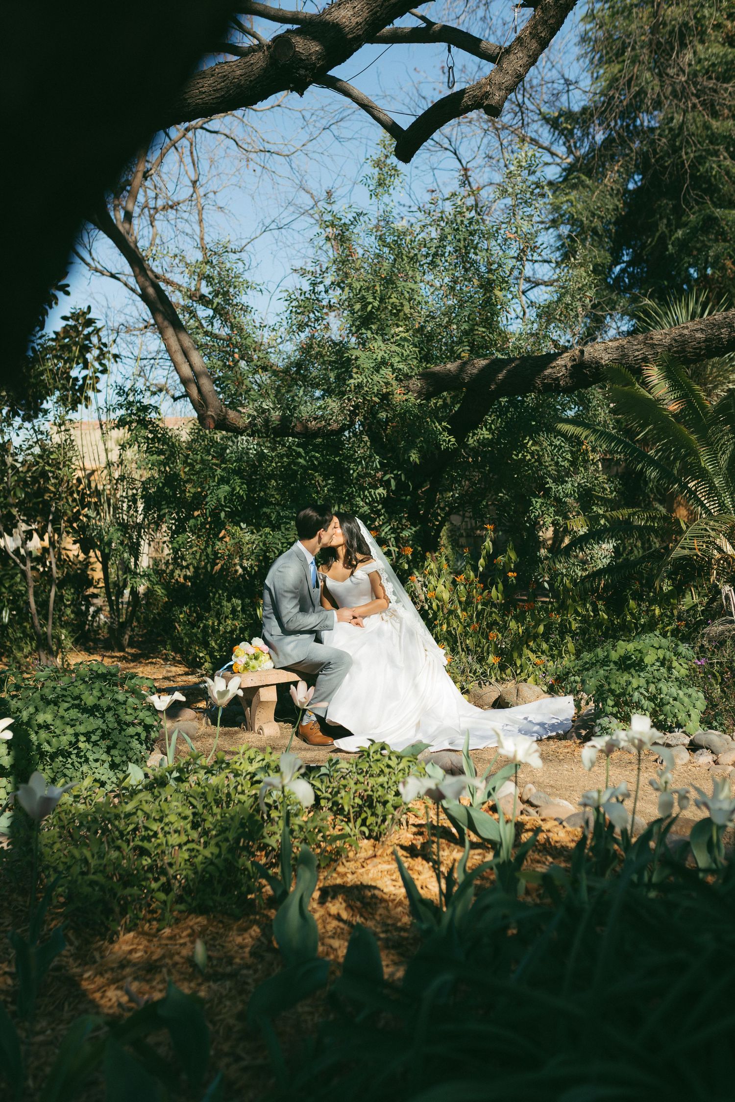 Romantic floral bouquet photography
Elegant wedding tablescape
Editorial bridal details
Wedding dress detail shot
