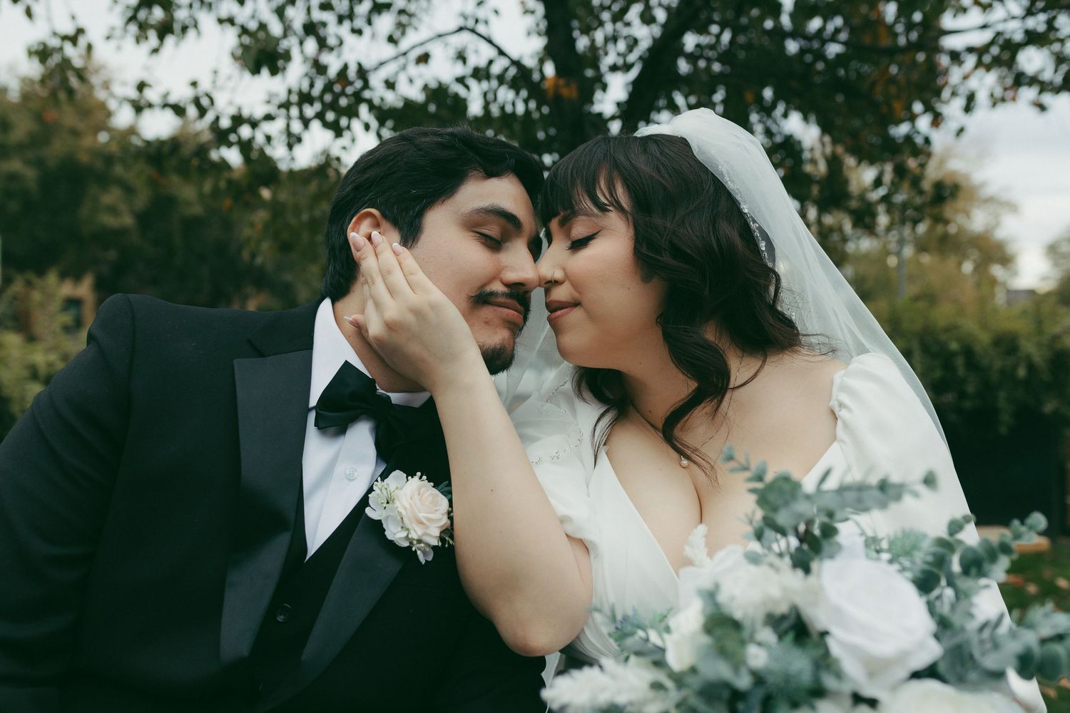 Timeless bridal portraits
Golden hour wedding photos
Destination elopement photographer in Arizona
Small wedding photographer in the U.S.