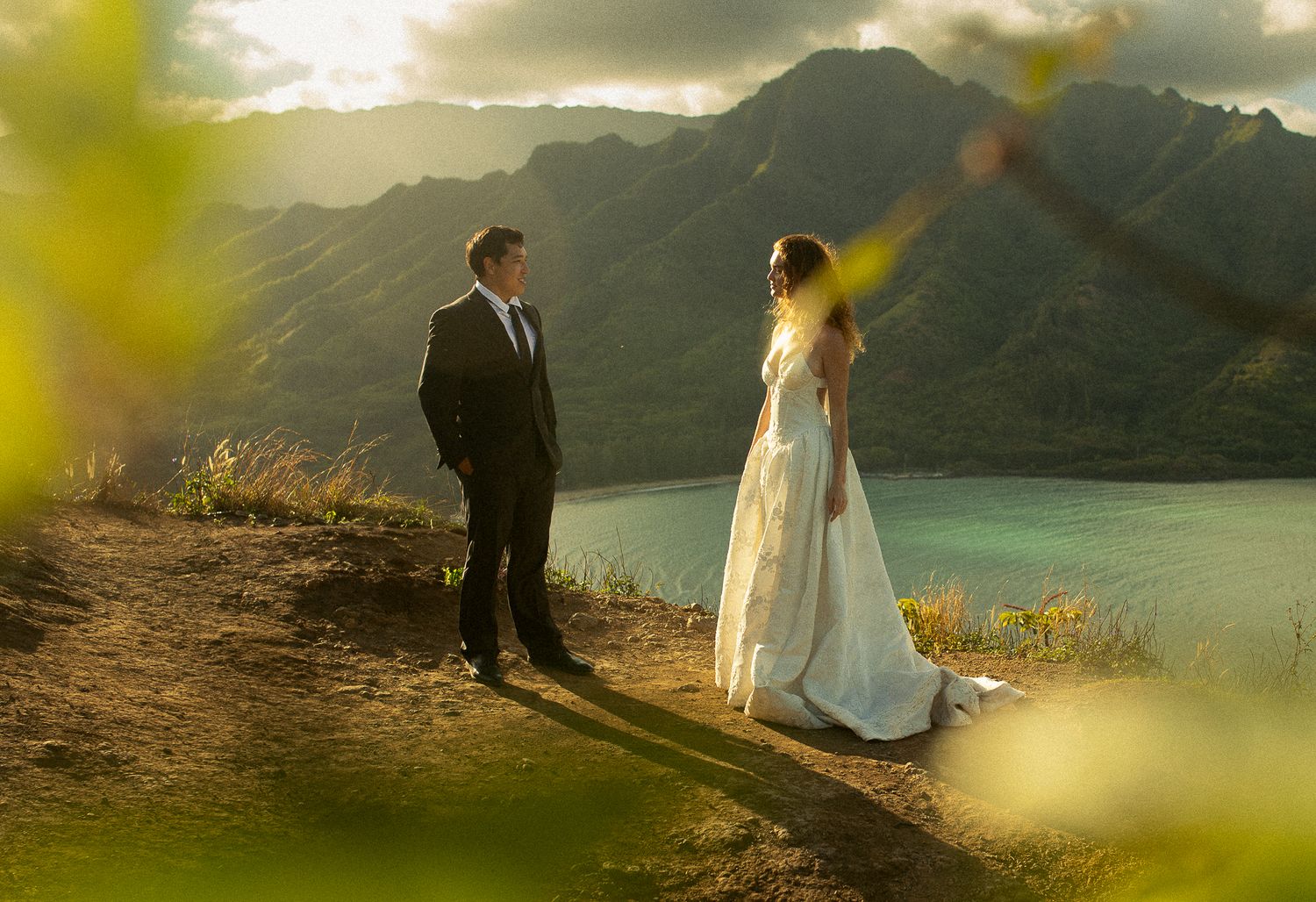 Mountaintop elopement in Hawaii