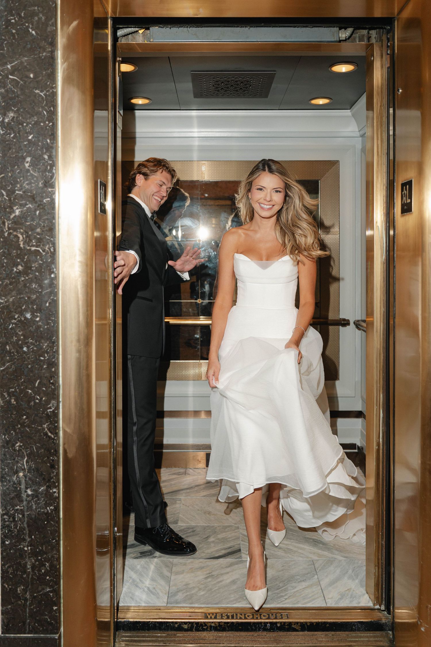 DANGGG GIRL

Scotty Simpkins Photography | Wedding and Elopement Photographer in the North Alabama, Nashville, and Southeast