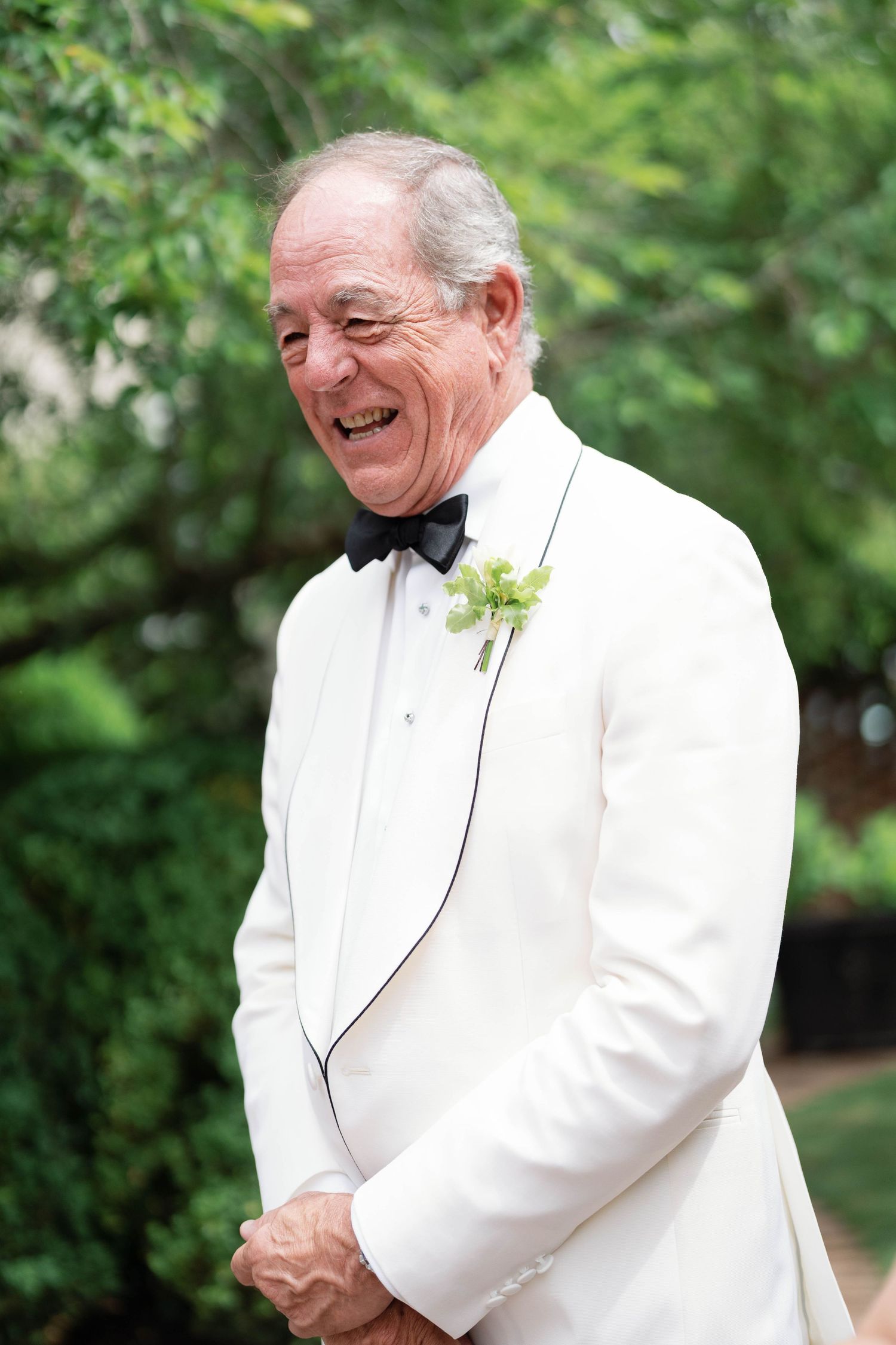 sweet dads hyping up their daughters

Scotty Simpkins Photography | Wedding and Elopement Photographer in the North Alabama, Nashville, and